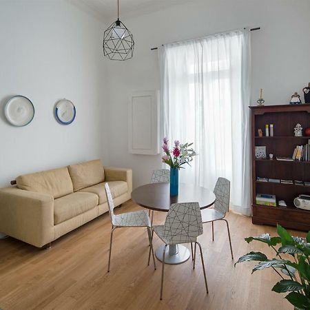 Ferienwohnung A Casa Di Adri Salerno Exterior foto